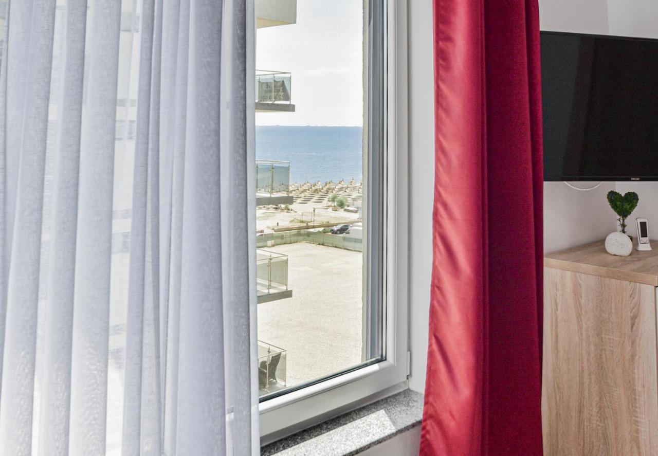 Sea View Astoria By Sunny Mamaia Lägenhet Năvodari Exteriör bild